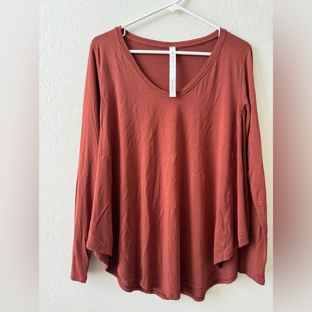 lululemon flowy shirt size 6